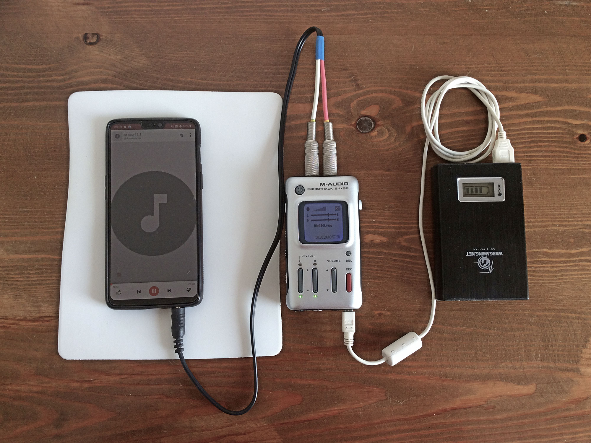 Recording of SE test sequences, played back by OnePlus 6 smartphone